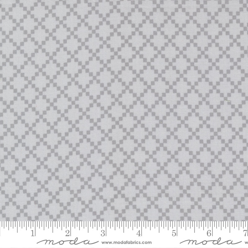 Moda - Camille Roskelley - Dwell - Nine Patch - Gray